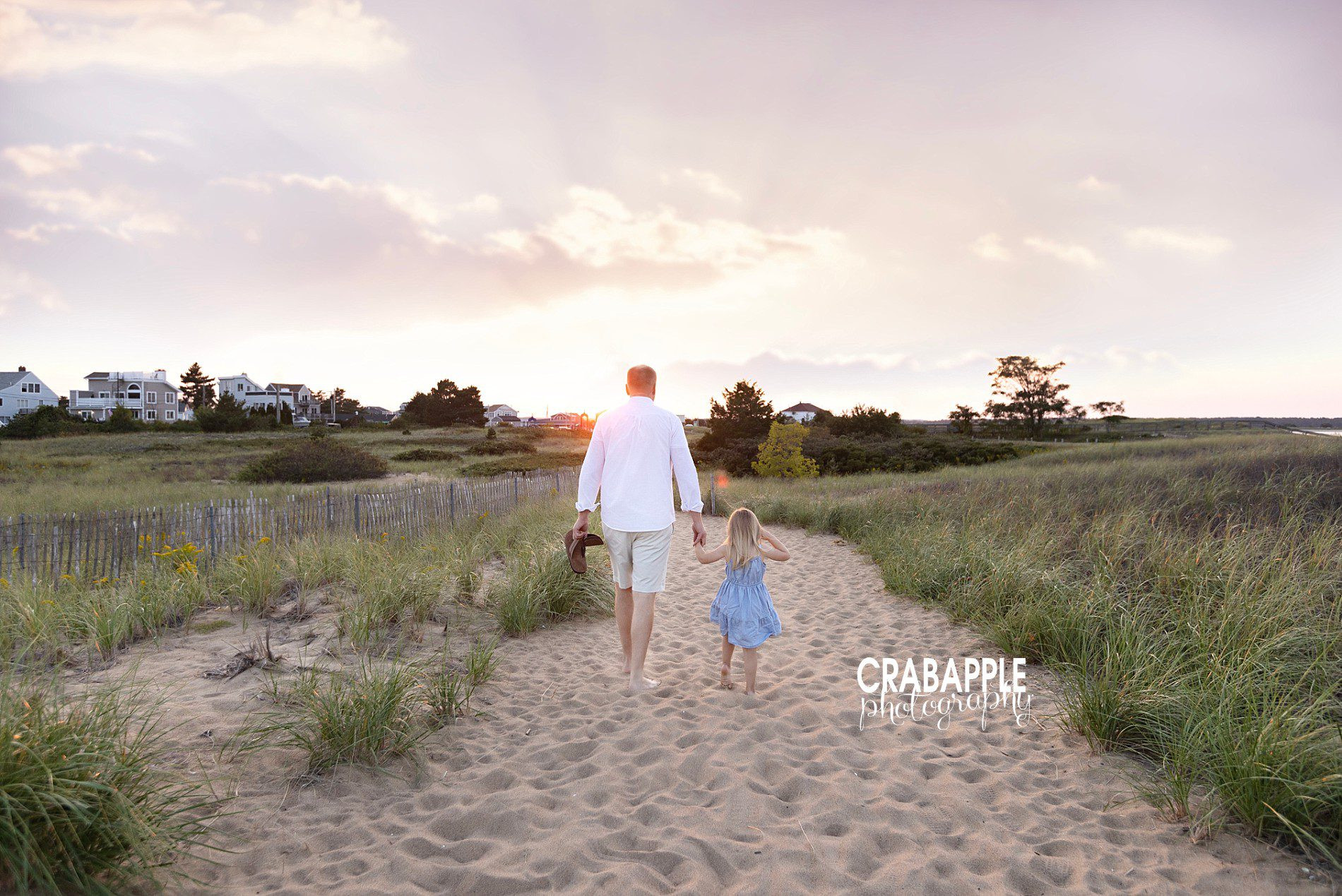 Father daughter fall photo ideas at the beach