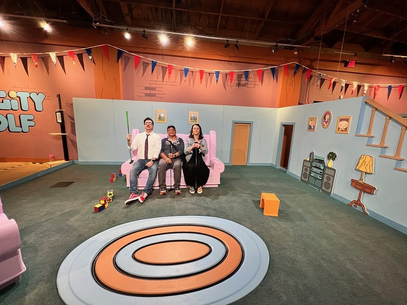 Group photo in the Griffin's living room at Family Guy Giggity Golf