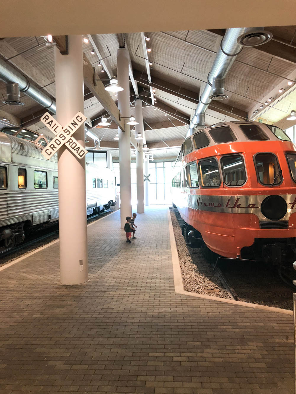 Engaging exhibits at Daytona Beach Museum of Arts and Sciences