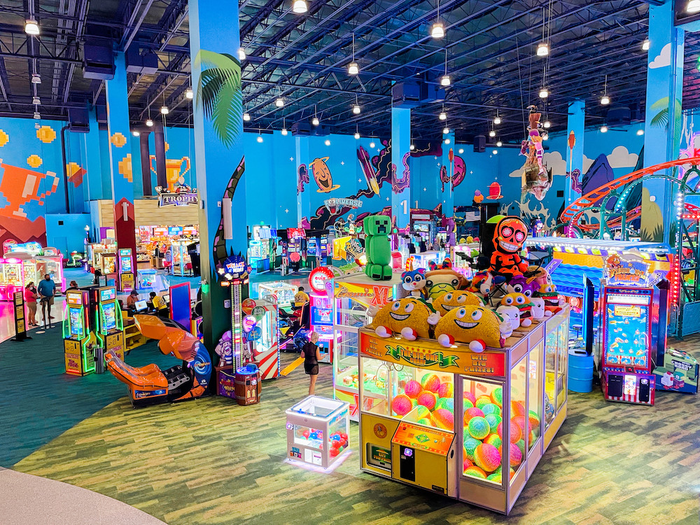Kalahari Resort Round Rock Texas water park, largest indoor water park America, Austin family resorts with water parks indoor, Texas indoor water park resorts, Kalahari amenities for families, family-friendly indoor water parks Texas, Texas winter family vacations, indoor water park hotels Texas, Austin family getaway indoor water park, summer or winter vacation spots Texas indoor water park,