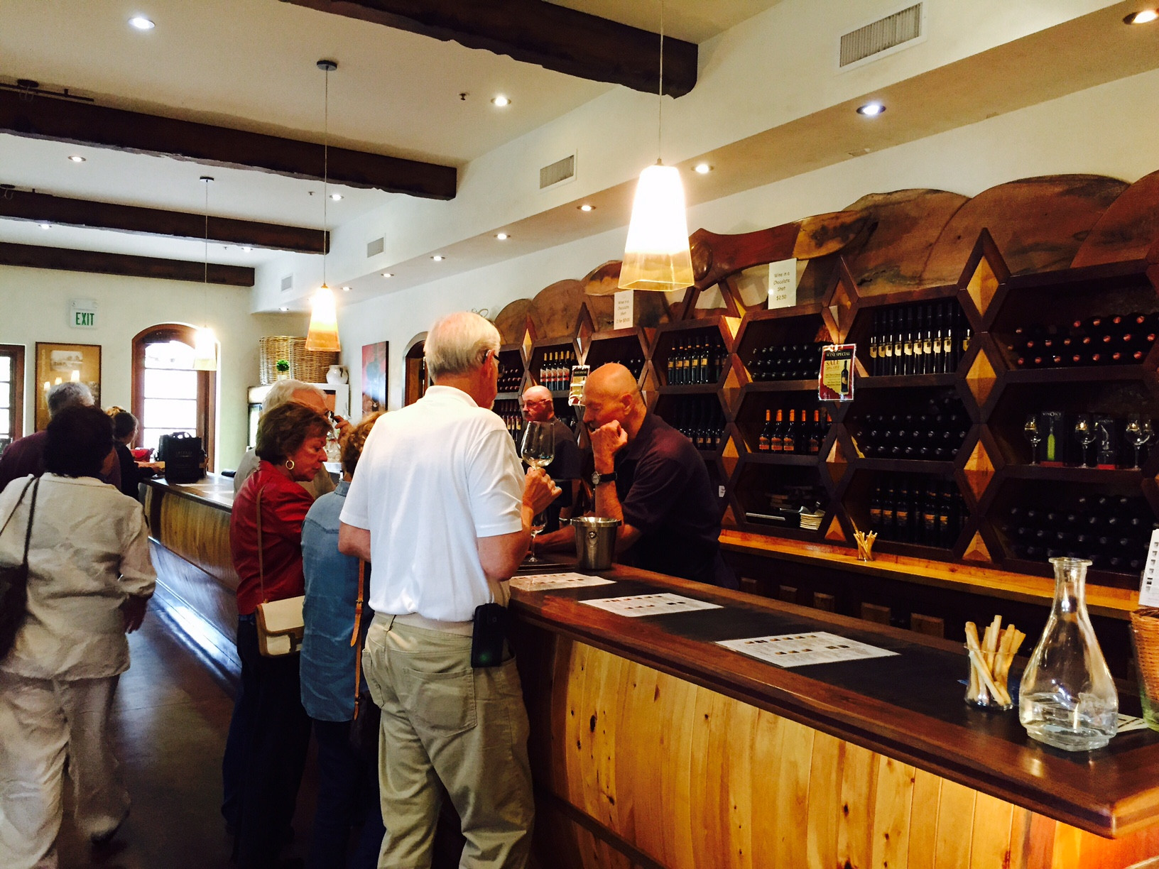Jacuzzi Family Vineyards tasting room with souvenirs and sommeliers