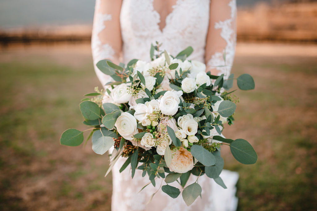 Close up of the bride's bouquet at King Family Vineyard