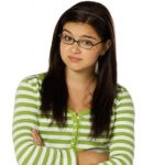 The cast of Modern Family, including Alex Dunphy, illustrating the context of college essay advice inspired by the show.