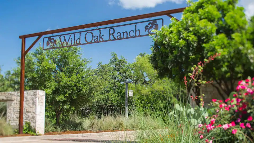 Hyatt Residence Club Wild Oak Ranch entrance sign