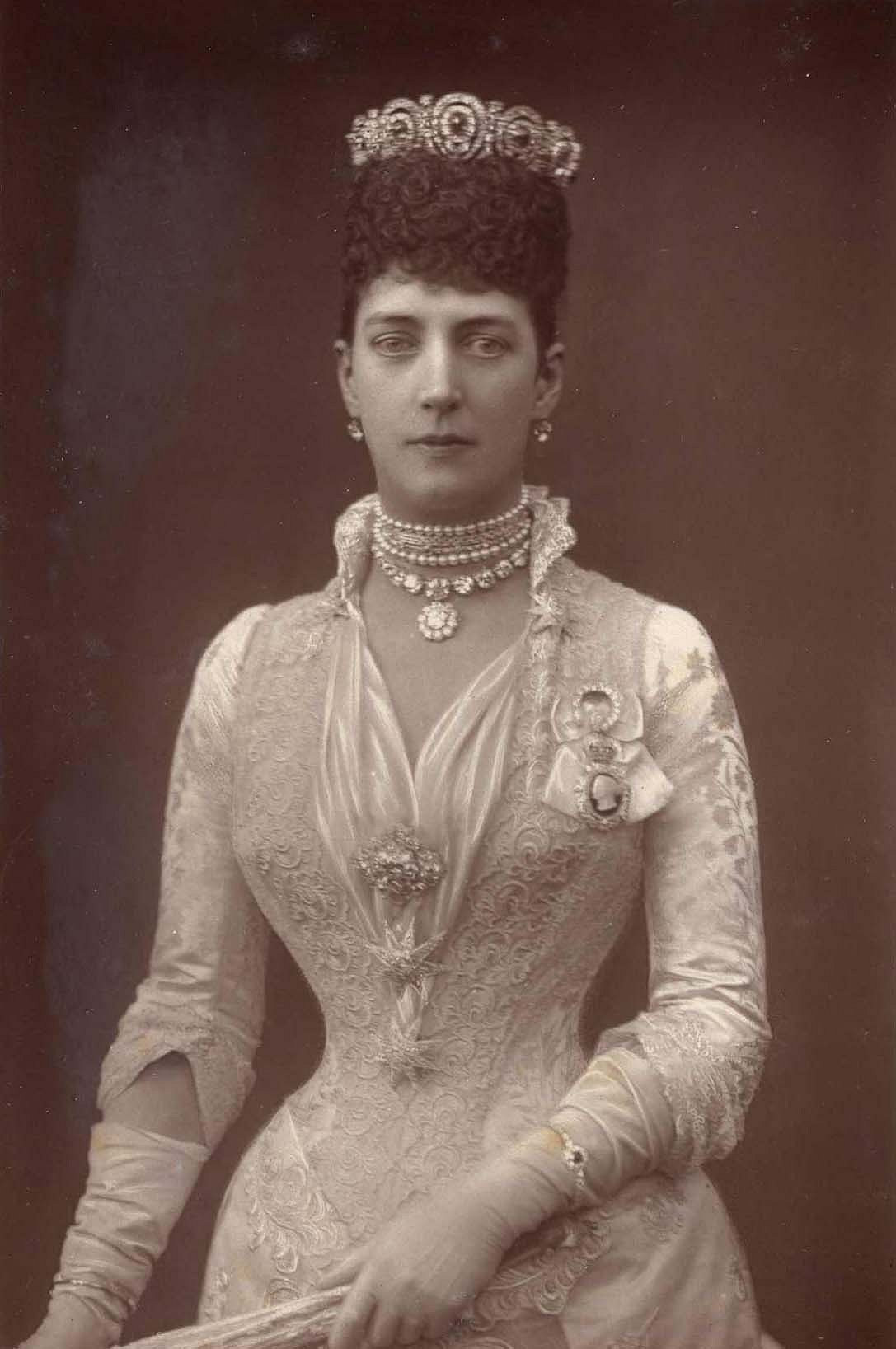 Queen Alexandra wearing the Royal Order of Victoria and Albert, showcasing the dual cameo portrait