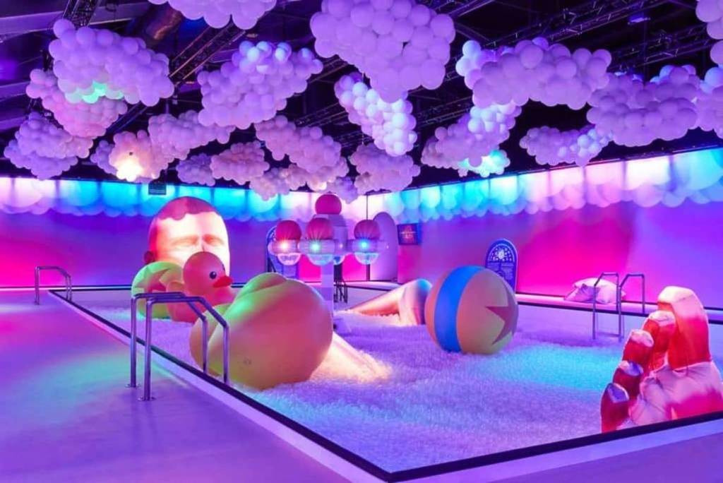 Bubble Planet American Dream Shopping Mall