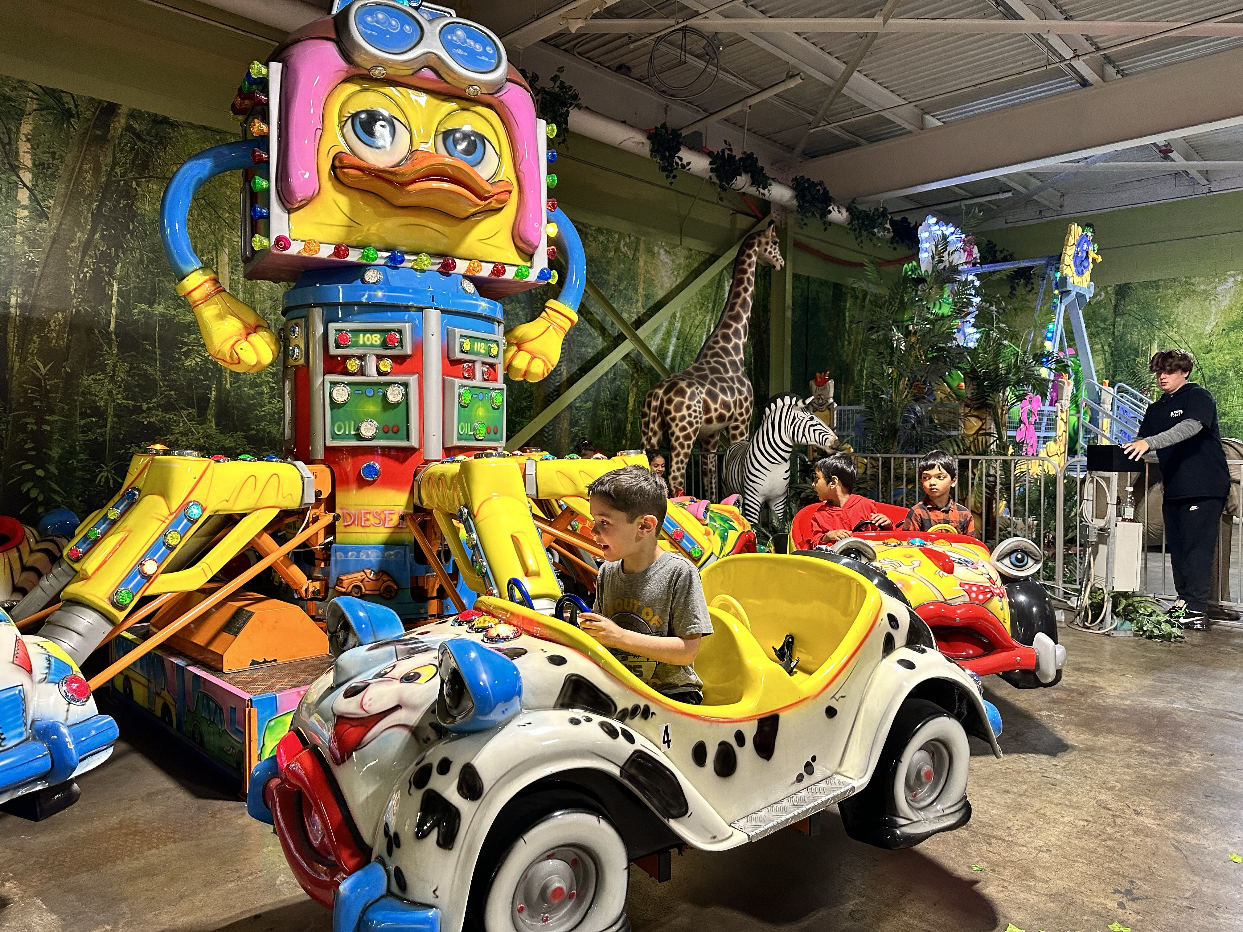 There are so many fun rides for kiddos at Arnold’s Family Fun Center at Oaks
