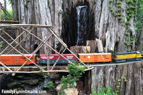 Lauritzen Gardens Train | Family Fun in Omaha