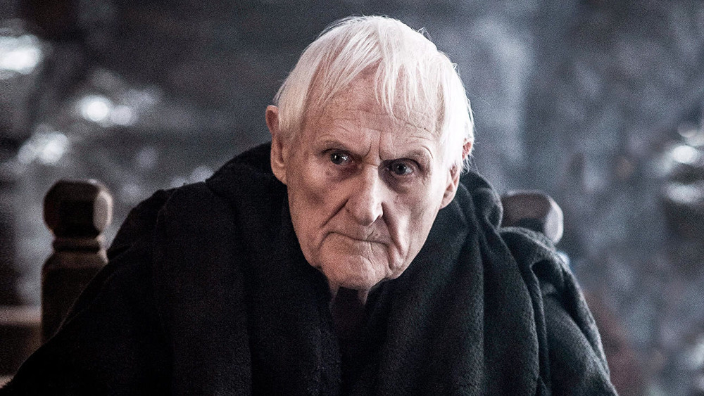 Peter Vaughan as Maester Aemon in Game of Thrones, highlighting his role as a Targaryen figure in the Night's Watch.