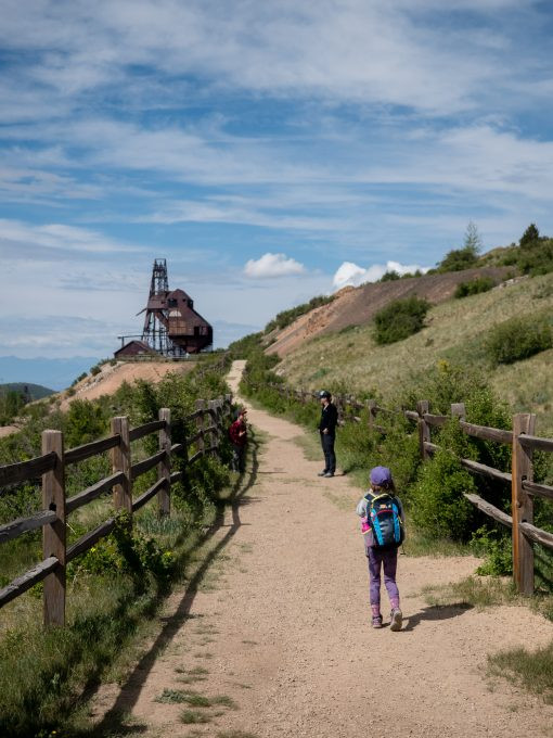 Abandoned mine structures along Vindicator Valley Trail, illustrating the historical mining landscape
