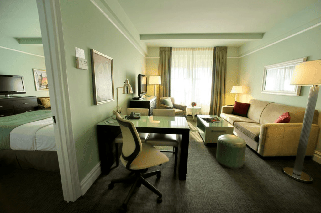 Hotel Beacon Suite with Kitchenette Alt Text: A well-equipped kitchenette in a suite at The Hotel Beacon, providing families with the convenience of preparing their own meals while visiting New York City.